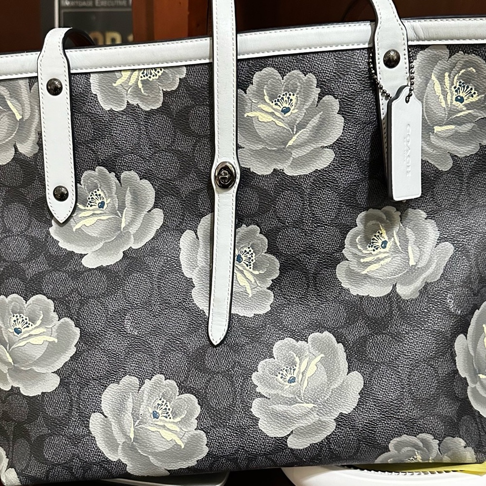 Large Coach Tote Bag